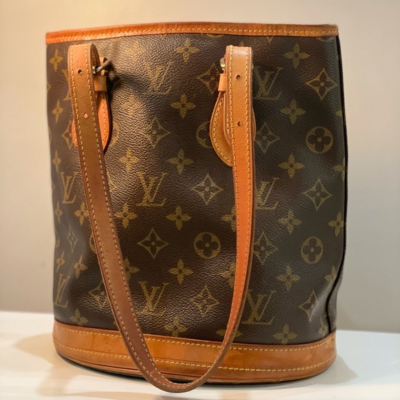 Louis Vuitton Vintage Monogram Petit Bucket - Picture 2 of 6